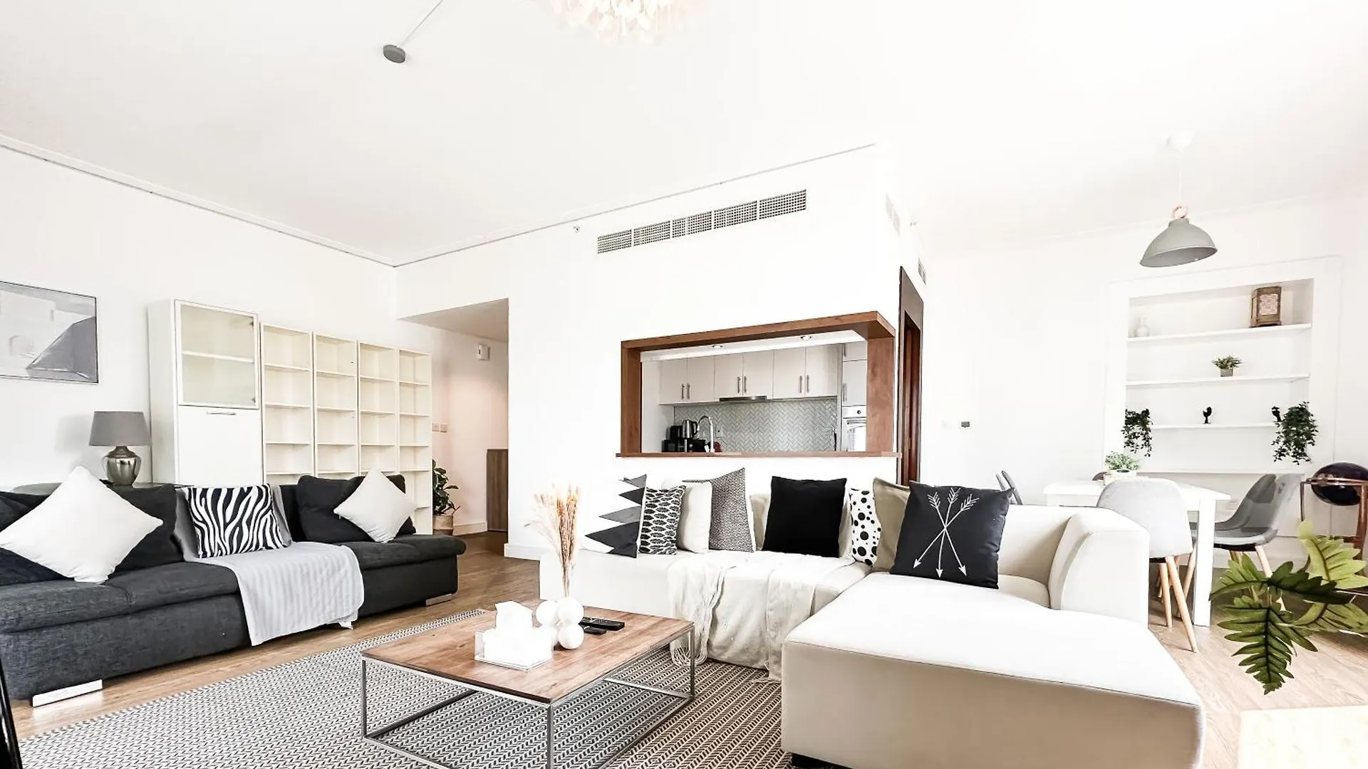 Trophy - Burj Khalifa View Serenity Suite Dubai Apartment